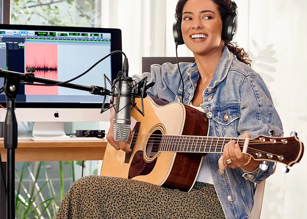 studio microphone for acoustic guitar recording and content creation