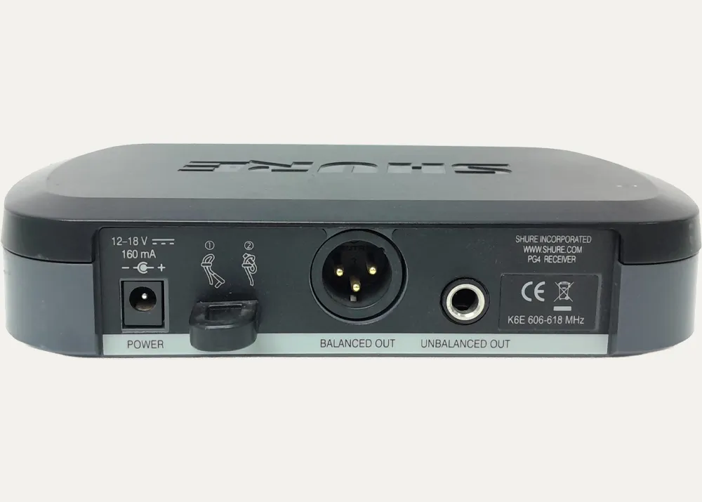 audio output connections for wireless microphone receiver xlr and jack